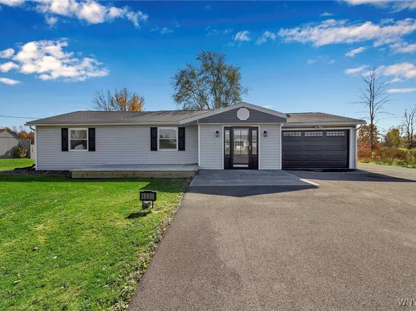 4990 Feigle Rd, Lockport, NY 14094