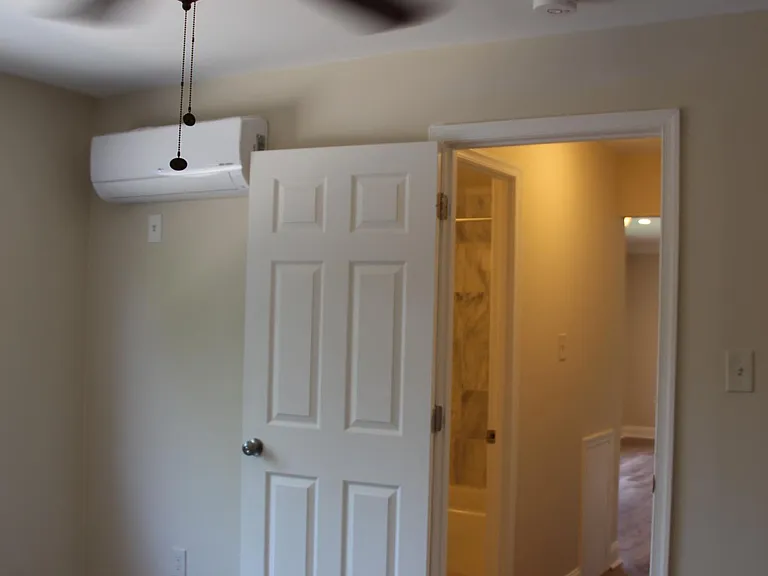 1133 N Randolph St #303 — Photo 23