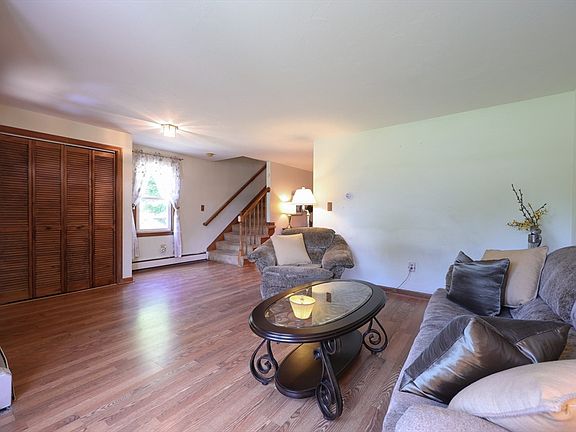 5th image of 439 South St #A