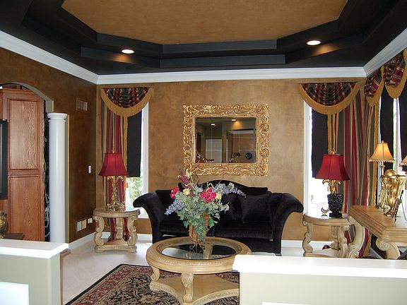 Elegant Living room
