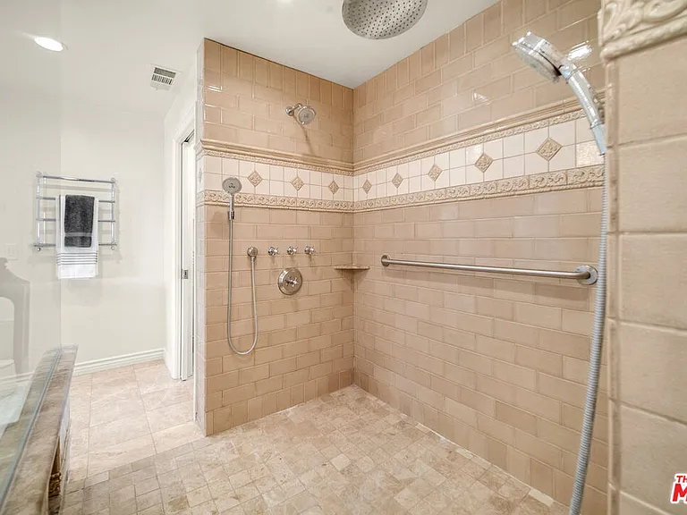 11875 Pradera Rd — Photo 21