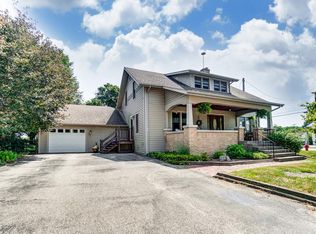 306 N Walnut St, Etna Green, IN 46524