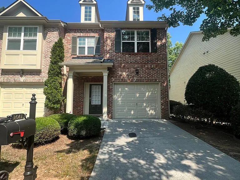 1641 Northgate Mill Dr — Photo 1