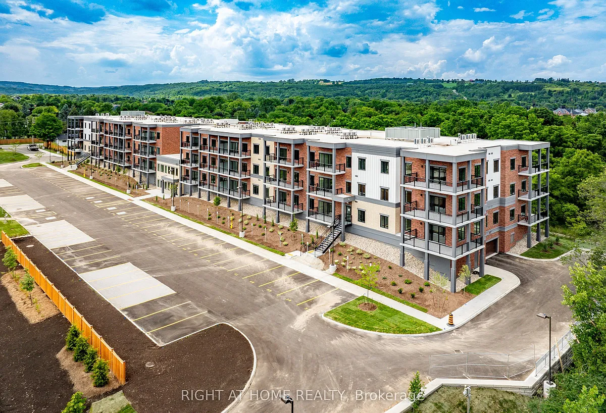 Building Photo - 121 Mary St #321