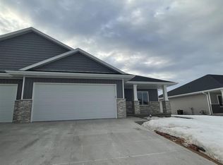 2273 Helle Dr, Asbury, IA 52002