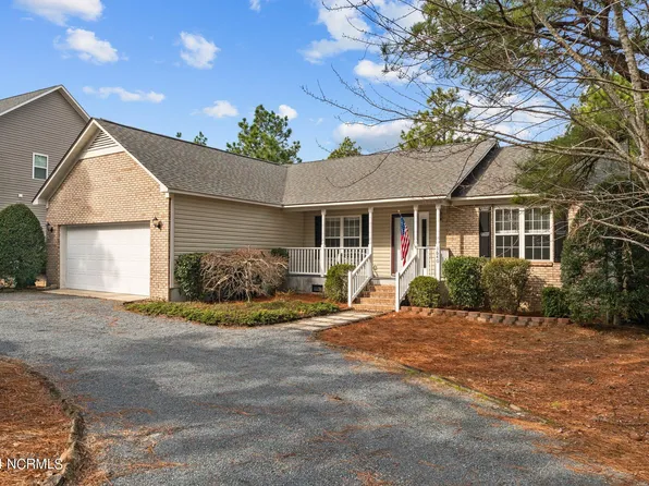 1640 Longleaf Drive E, Pinehurst, NC 28374