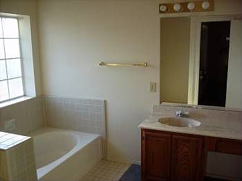 4th image of 5714 Prescott Dr