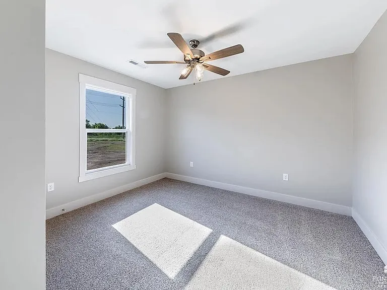 9168 Grammar Ct — Photo 8