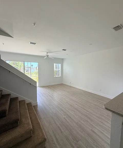 13430 Hidden Palms Cv #20 — Photo 3