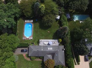 606 N Sea Mecox Rd, Southampton, NY 11968