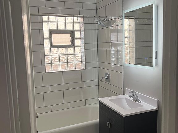 3rd image of 4311 N Mason Ave #2