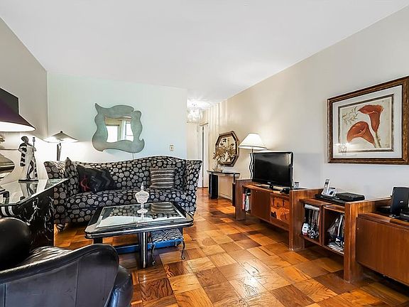 2nd image of 16 Lake St APT 7F