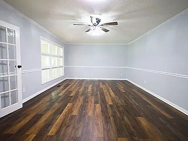 4th image of 612 Circle Dr