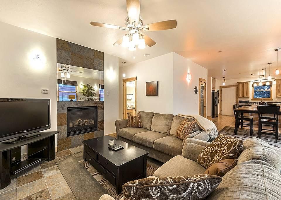 Spacious main living room with fireplace