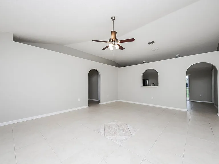 64 Bolton Ct — Photo 6