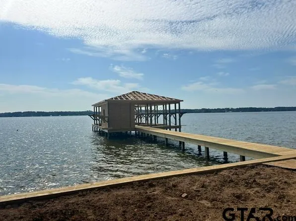26 Oak St, Frankston, TX 75763