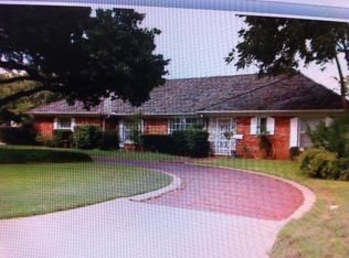 2401 Brook Hollow Dr, Abilene, TX 79605