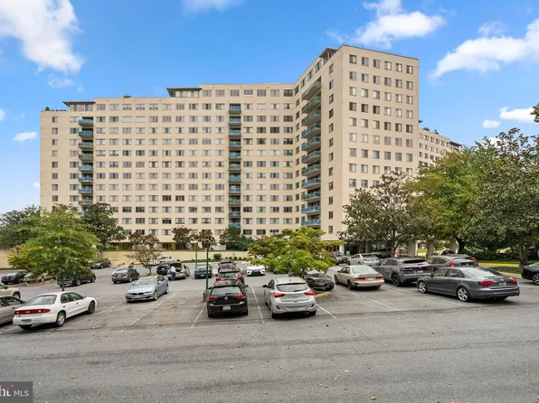 10201 Grosvenor Pl APT 1008, Rockville, MD 20852