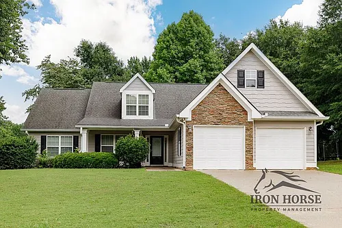 285 Finch Way Photo 1