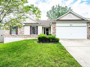 2015 Grants Valley Ln, Imperial, MO 63052