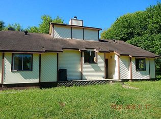 117 River Ridge Rd, Sealy, TX 77474