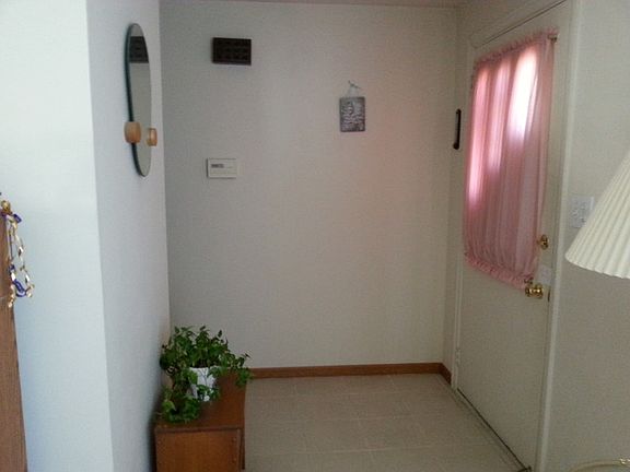 4th image of 1432 Millbrook Ct #82