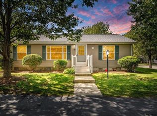 36 Sunset Way, Manchester, NH 03104