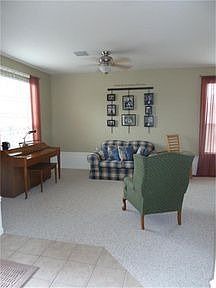 4th image of 8802 Willow Spur Dr