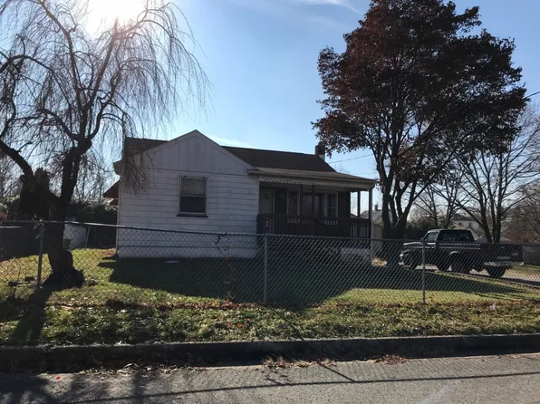 717 Tulip St, Vineland, NJ 08360