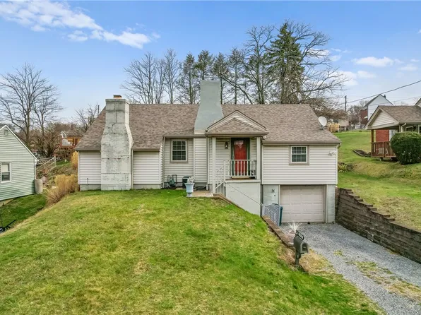 4715 Roberta Dr, West Mifflin, PA 15122