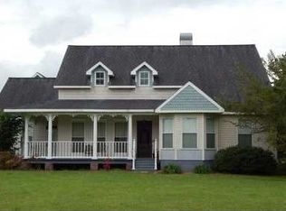 1063 Bonnie Ln, Breaux Bridge, LA 70517