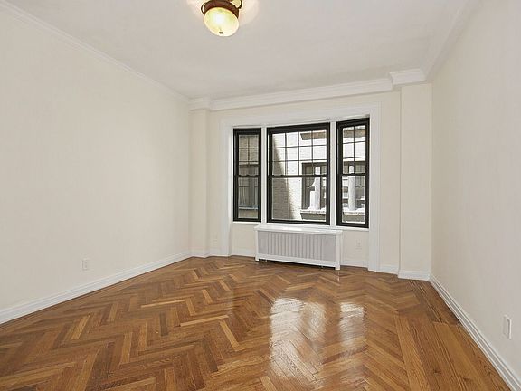 3rd image of 574 W End Ave #44W