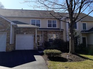 160 Canterbury Ln, Blue Bell, PA 19422