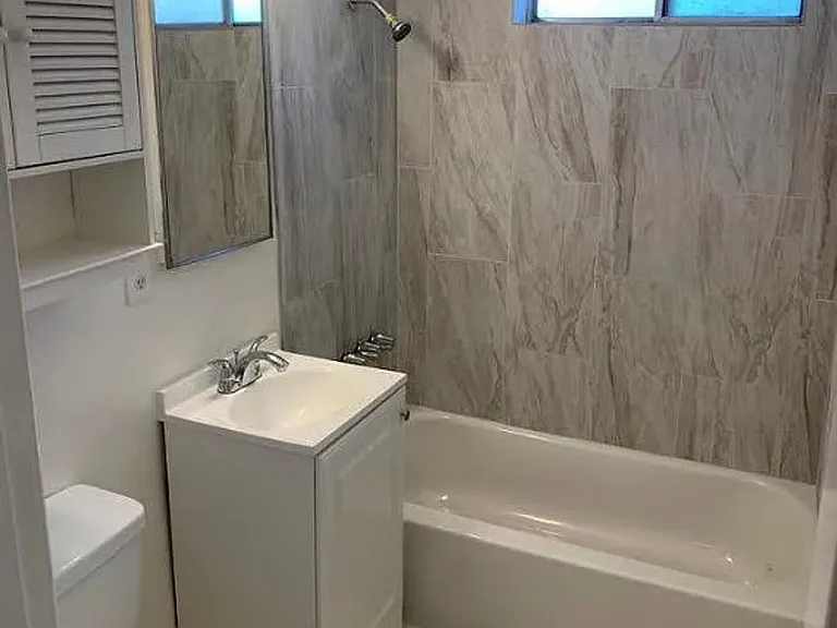 1512 Encino Ave — Photo 9