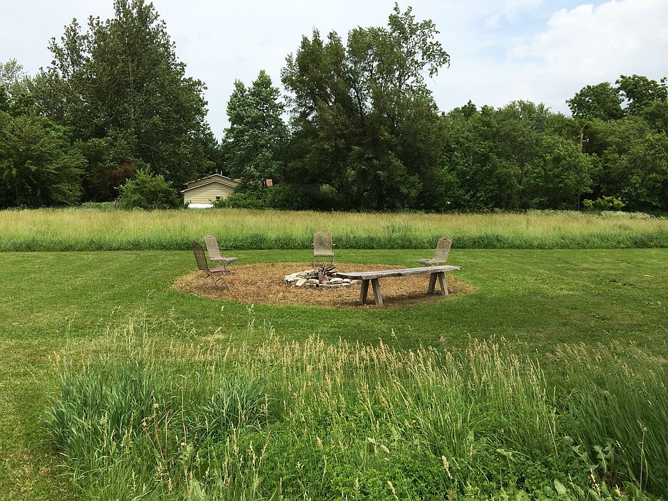 1st image of 1410 County Road 2150 E