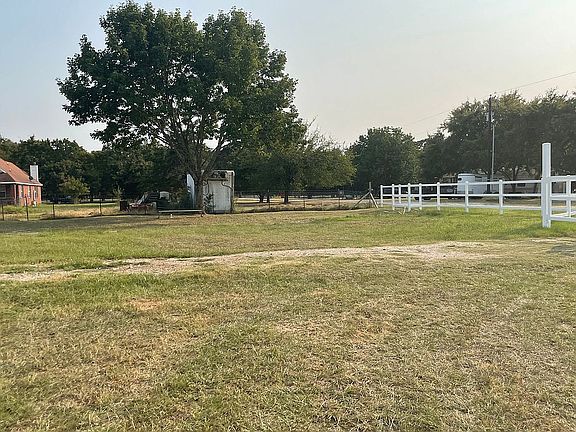 3rd image of 8465 Private Road 2406
