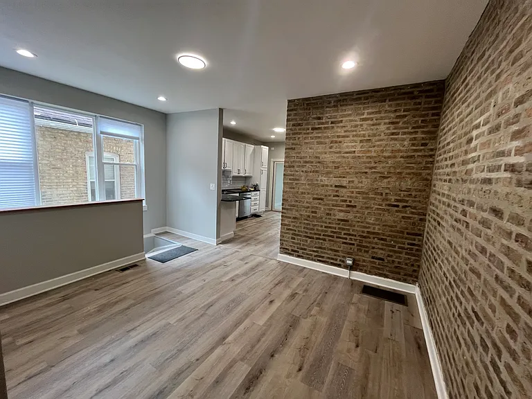 4048 N Richmond St #1 — Photo 6