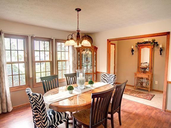 2nd image of 1406 Heritage Trace Ct
