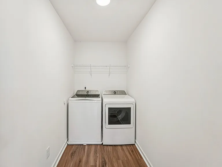 Quinn Residences at Dorchester Place — Photo 78