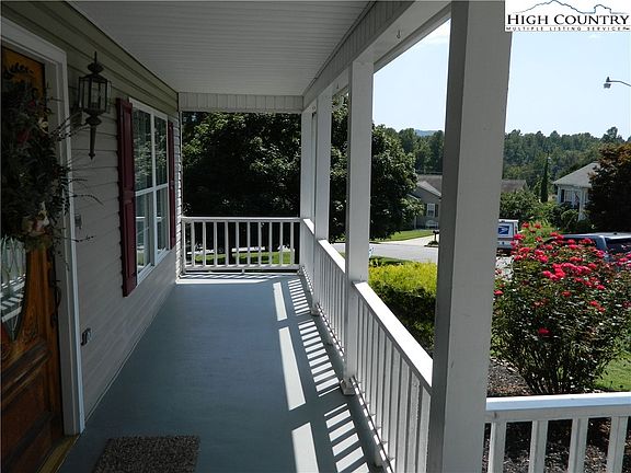 3rd image of 203 Summerfield Court