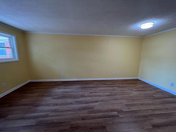 2nd image of 3304 Martin Ave APT E