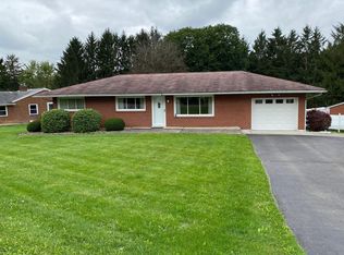 117 1st St, Evans City, PA 16033
