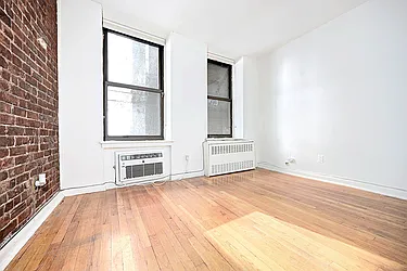 Rented by Urbane Brokerage