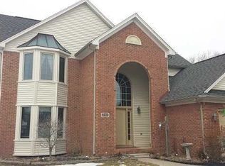 798 Carrington Blvd, Monroe, MI 48161