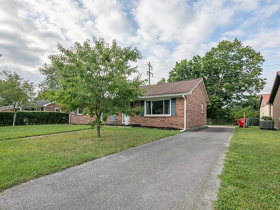 3rd image of 430 Edgewood Dr