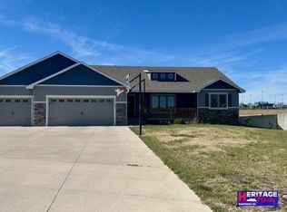 3307 Breckenridge Rd, Dodge City, KS 67801