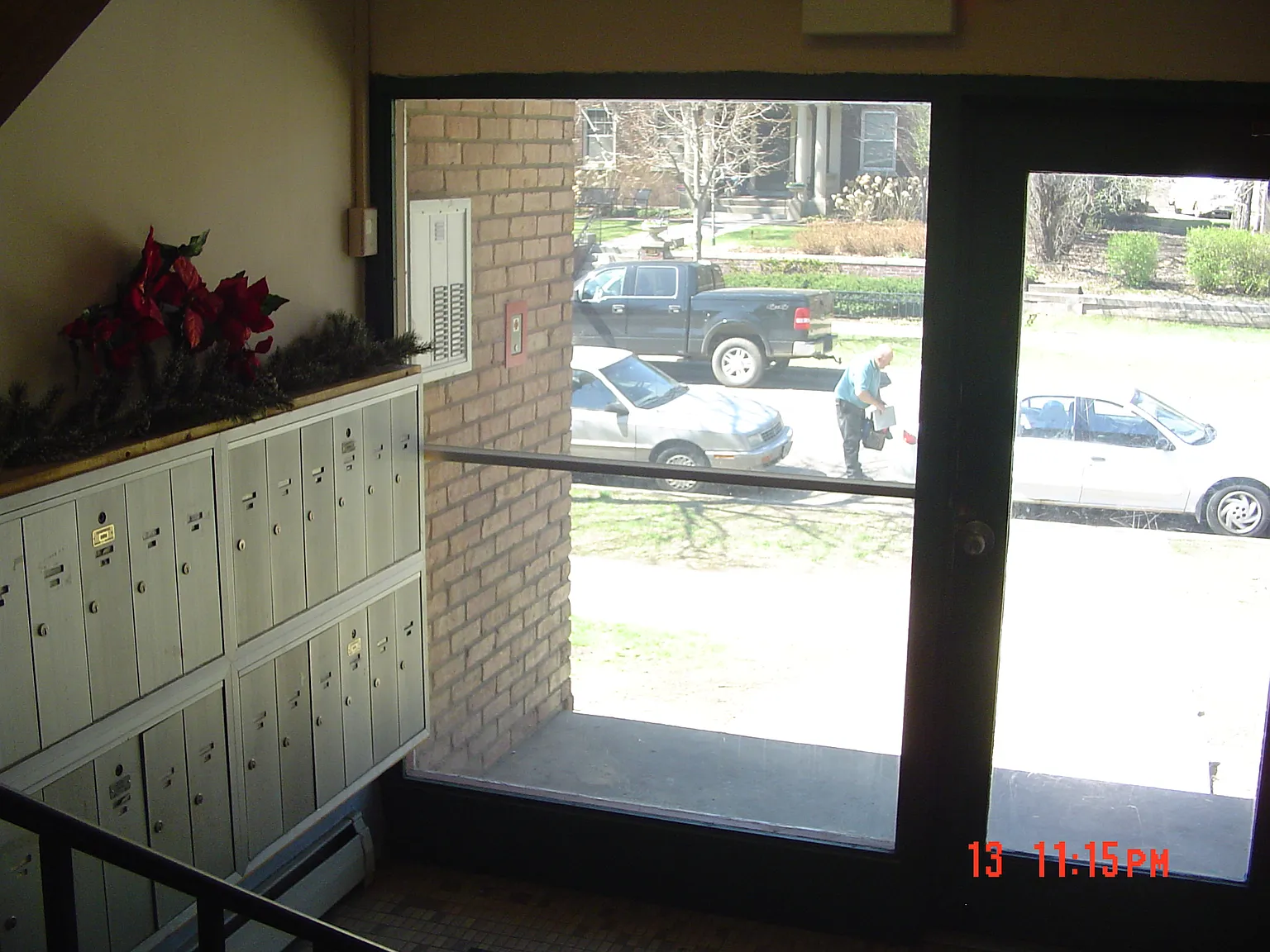 2301 Pillsbury Ave — Photo 2