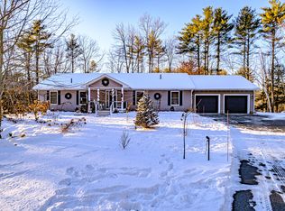 32 Webbs Mills Rd, Raymond, ME 04071