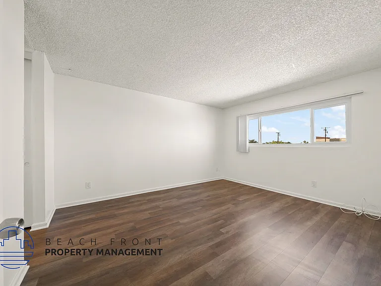 1261-1281 Rosecrans Ave. — Photo 11