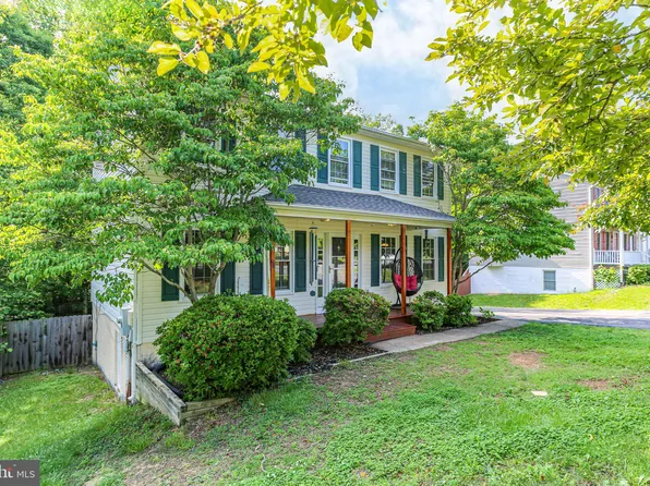 4217 Saint Catherines Ct, Fredericksburg, VA 22408